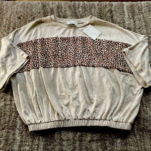 NWT Emilia oatmeal and leopard print banded top